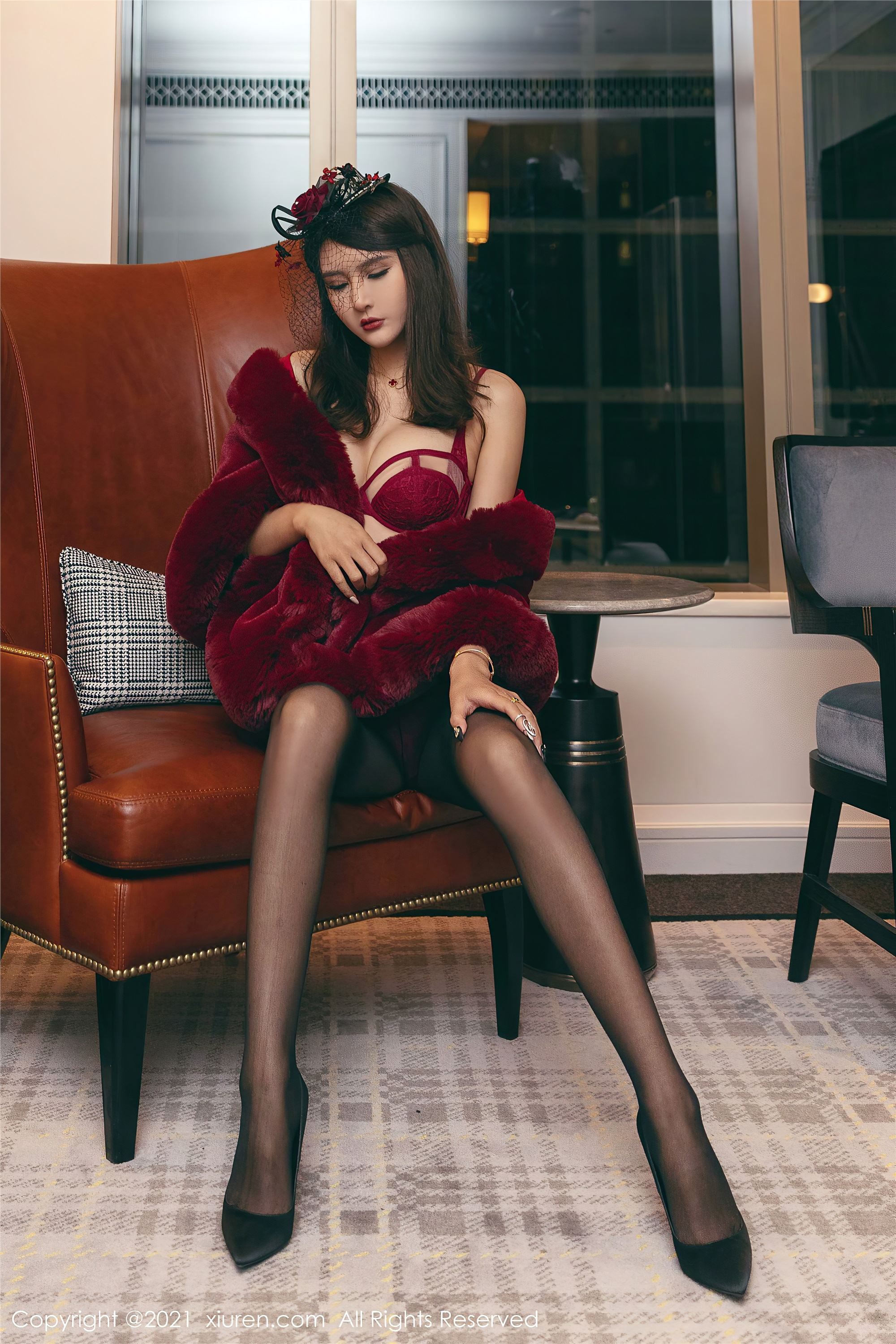 XIUREN秀人网  2021.06.16 No.3548 Emily尹菲